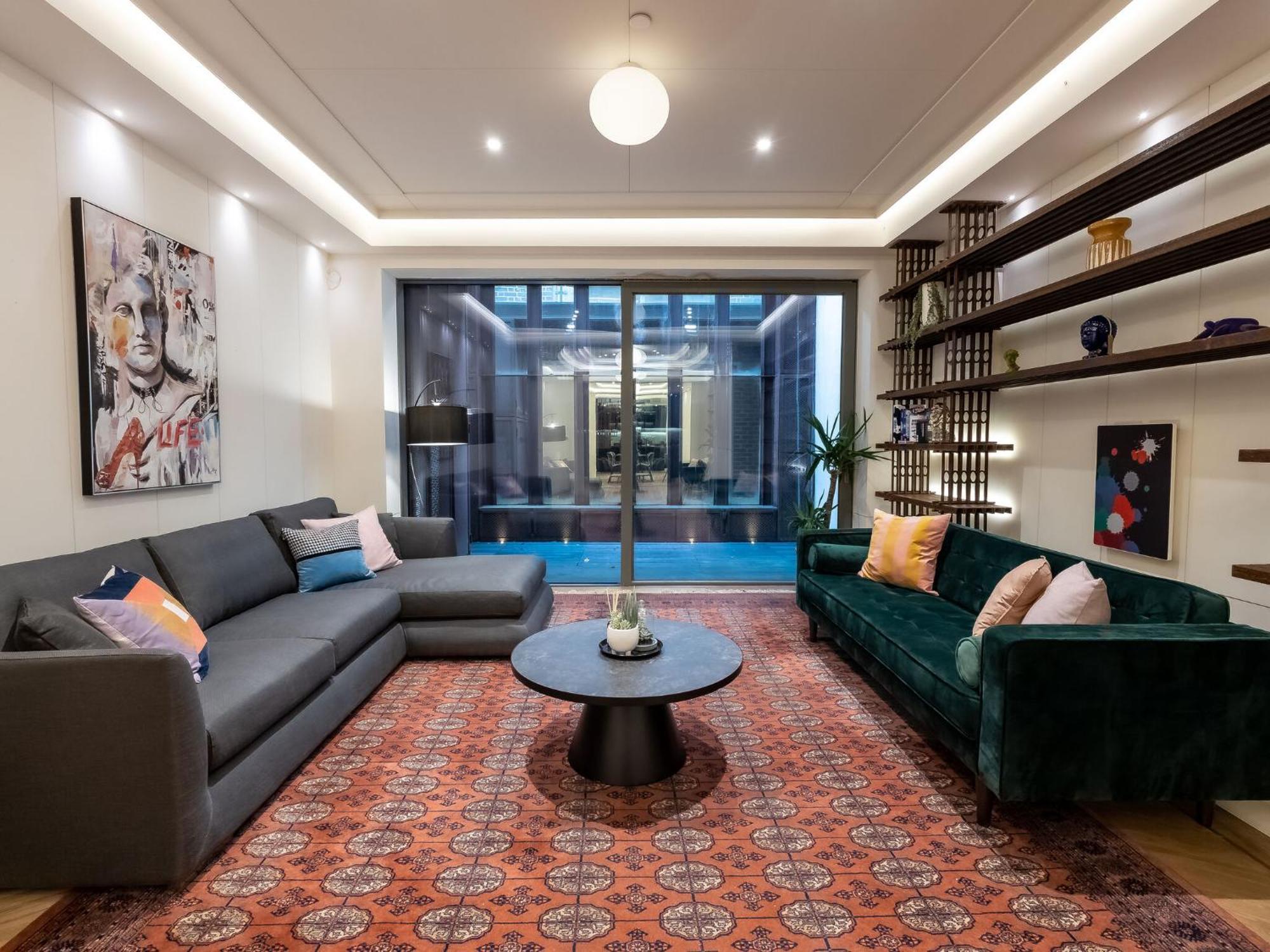 Modern Deluxe Five Bedroom House Near Chalk Farm Station By Belvilla London Exterior photo